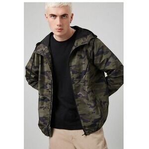 FOREVER 21 Men Camouflage Hooded Lightweight Windbreaker Jacket Zip Up Size L